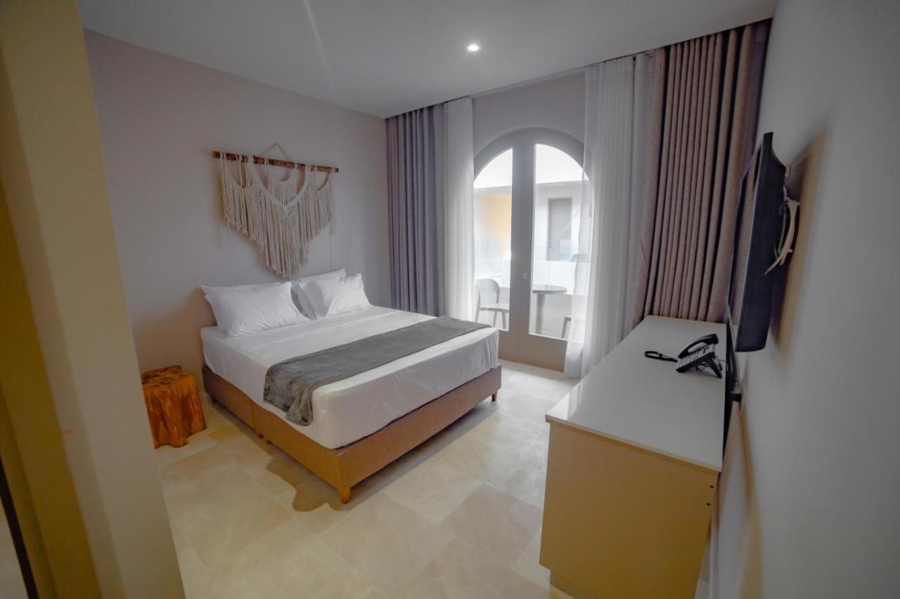 Loa Tolu By Bernalo Hotels Exterior foto